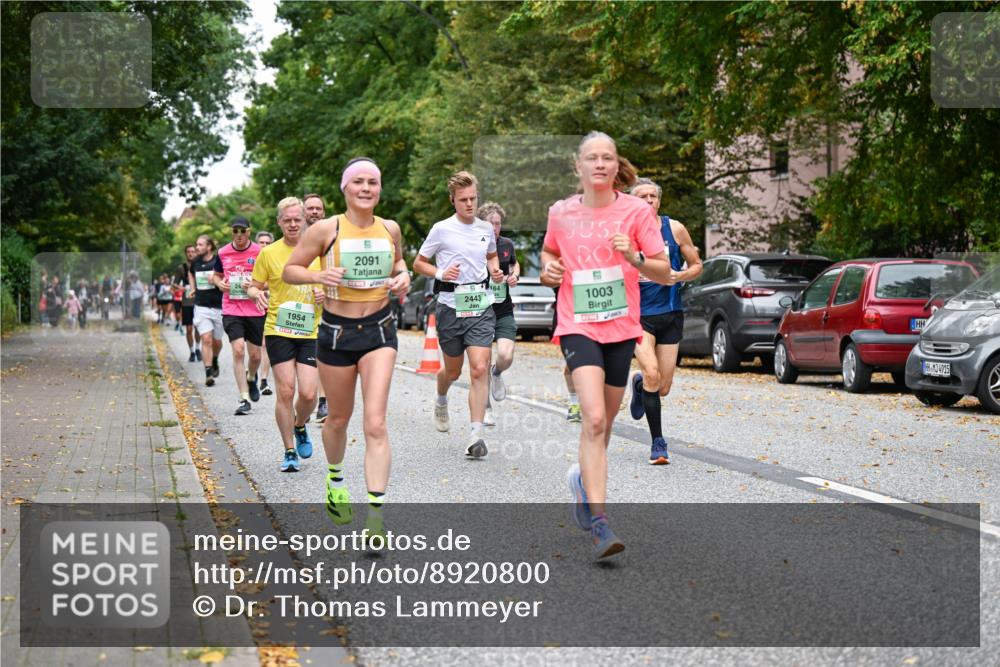 21.09.2025 - PSD Bank Halbmarathon Dr. Thomas Lammeyer http://msf.ph/oto/8920800 21.09.2025 10:39:56 Laufen 1954, 2091, 2443, 1003, 4915 meine-sportfotos.de