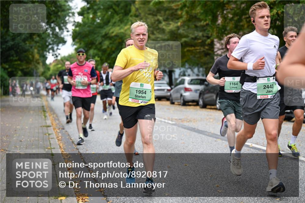 21.09.2025 - PSD Bank Halbmarathon Dr. Thomas Lammeyer http://msf.ph/oto/8920817 21.09.2025 10:39:58 Laufen 1954, 1164, 2443 meine-sportfotos.de