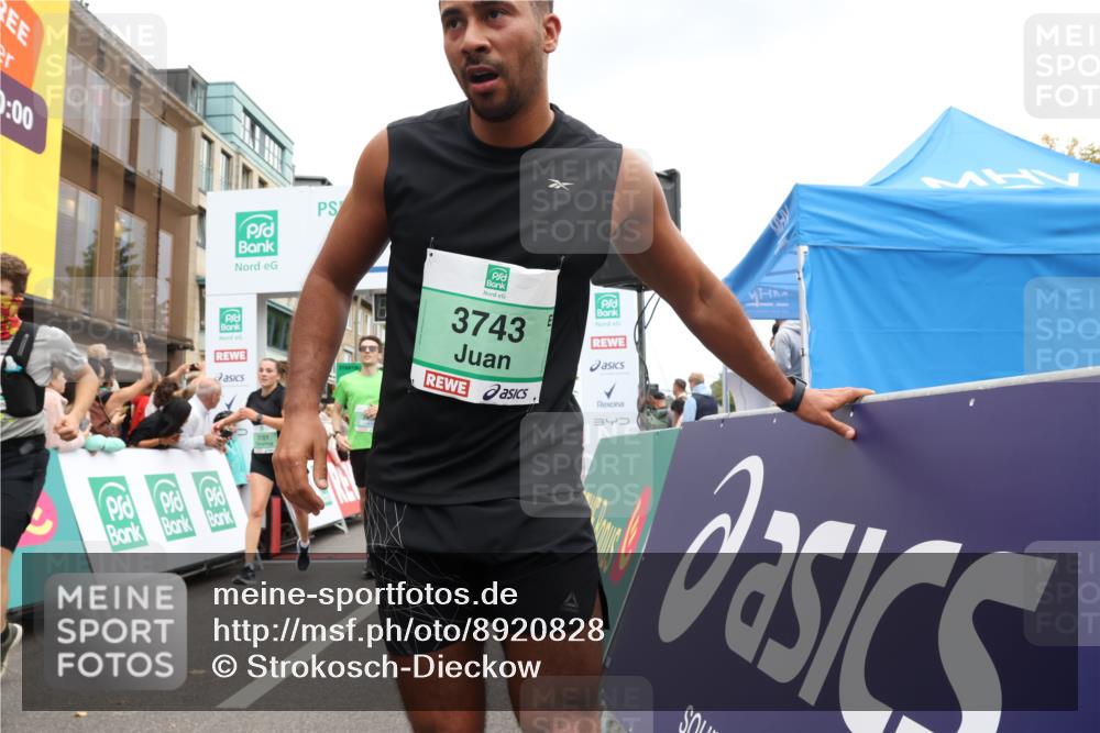 21.09.2025 - PSD Bank Halbmarathon Strokosch-Dieckow http://msf.ph/oto/8920828 21.09.2025 11:56:23 Ziel 1194, 1470, 2222, 2315, 2884, 2954, 3101, 3743, 3933, 3943, 3947, 4013 meine-sportfotos.de