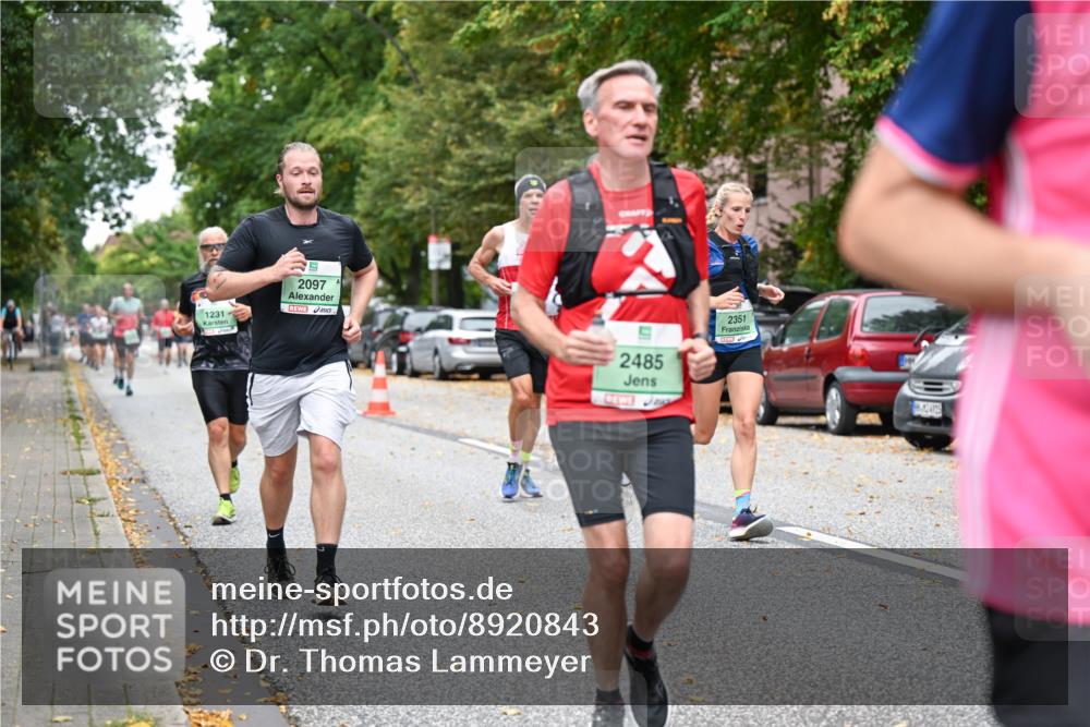 21.09.2025 - PSD Bank Halbmarathon Dr. Thomas Lammeyer http://msf.ph/oto/8920843 21.09.2025 10:40:02 Laufen 1231, 2097, 2485, 2351 meine-sportfotos.de