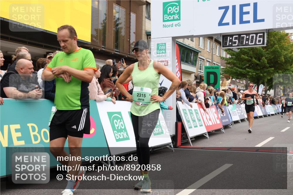21.09.2025 - PSD Bank Halbmarathon Strokosch-Dieckow http://msf.ph/oto/8920858 21.09.2025 11:56:29 Ziel 1194, 1470, 2315, 2569, 2793, 2932, 2954, 3101, 3933, 3943, 3947 meine-sportfotos.de