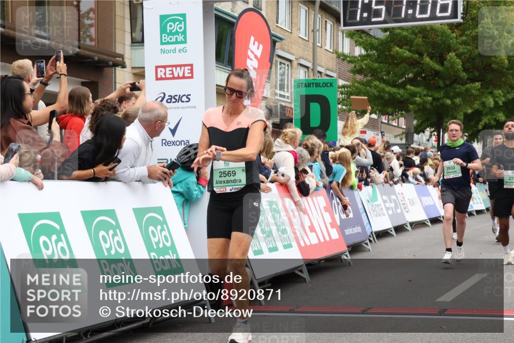 21.09.2025 - PSD Bank Halbmarathon Strokosch-Dieckow http://msf.ph/oto/8920871 21.09.2025 11:56:32 Ziel 1194, 1470, 2258, 2315, 2569, 2746, 2793, 2932, 3933 meine-sportfotos.de