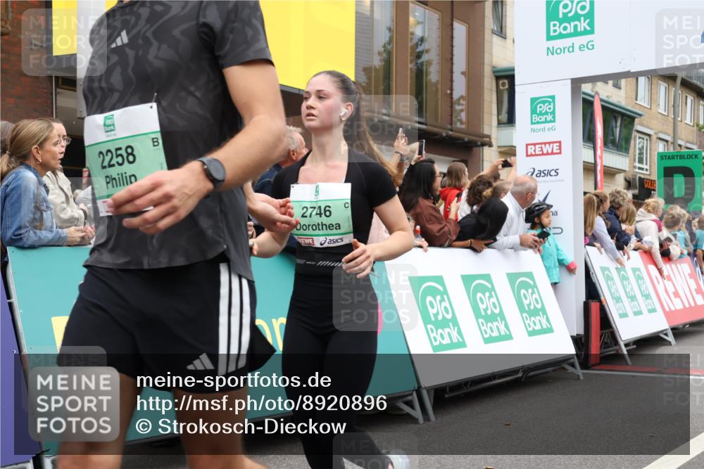 21.09.2025 - PSD Bank Halbmarathon Strokosch-Dieckow http://msf.ph/oto/8920896 21.09.2025 11:56:37 Ziel 2258, 2569, 2746, 2793, 2878, 2932 meine-sportfotos.de