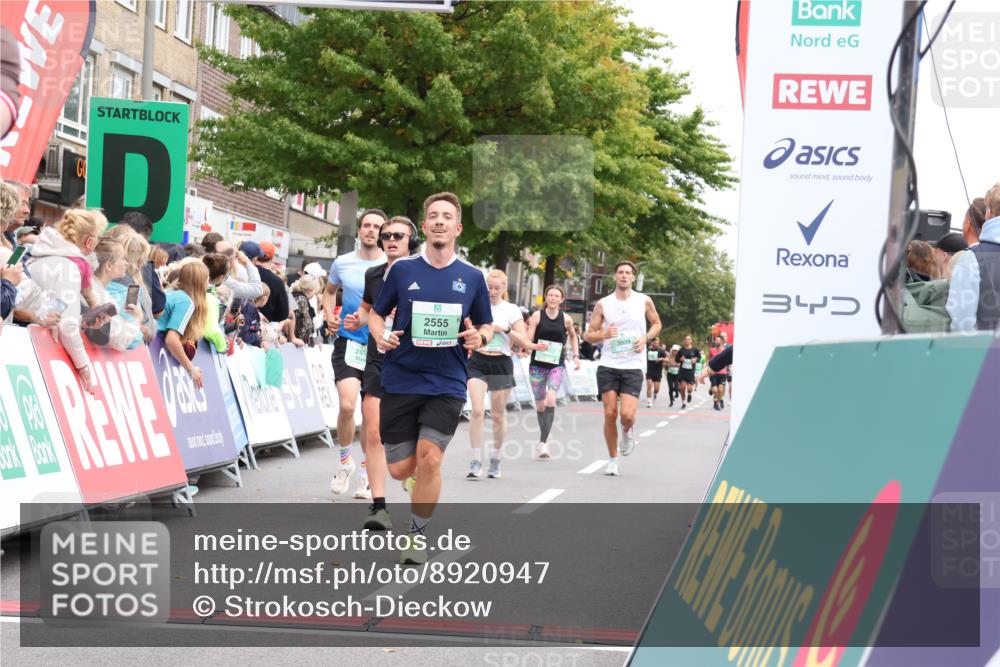21.09.2025 - PSD Bank Halbmarathon Strokosch-Dieckow http://msf.ph/oto/8920947 21.09.2025 11:56:57 Ziel 1229, 1365, 1453, 2411, 2526, 2555, 2676, 2760, 2927, 3939, 4056 meine-sportfotos.de