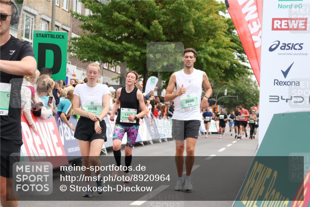 21.09.2025 - PSD Bank Halbmarathon Strokosch-Dieckow http://msf.ph/oto/8920964 21.09.2025 11:57:00 Ziel 1229, 1365, 1453, 2411, 2526, 2555, 2676, 2760, 3939, 4056 meine-sportfotos.de