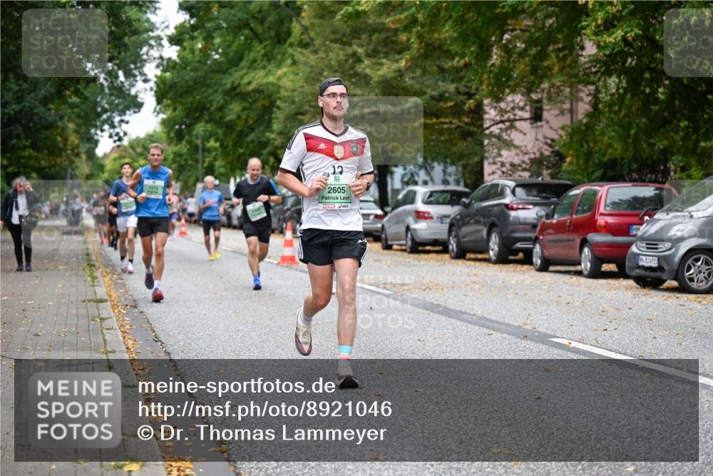 21.09.2025 - PSD Bank Halbmarathon Dr. Thomas Lammeyer http://msf.ph/oto/8921046 21.09.2025 10:40:27 Laufen 1212, 13, 2605, 4915 meine-sportfotos.de