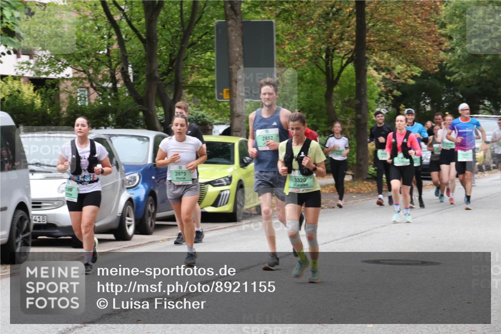 21.09.2025 - PSD Bank Halbmarathon Luisa Fischer http://msf.ph/oto/8921155 21.09.2025 12:03:14 Laufen 2418, 2873, 2852, 3320 meine-sportfotos.de