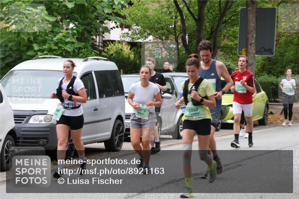 21.09.2025 - PSD Bank Halbmarathon Luisa Fischer http://msf.ph/oto/8921163 21.09.2025 12:03:16 Laufen 241, 2873, 3320, 3247 meine-sportfotos.de