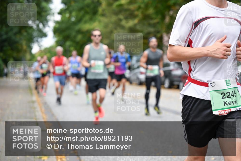 21.09.2025 - PSD Bank Halbmarathon Dr. Thomas Lammeyer http://msf.ph/oto/8921193 21.09.2025 10:40:40 Laufen 2245 meine-sportfotos.de