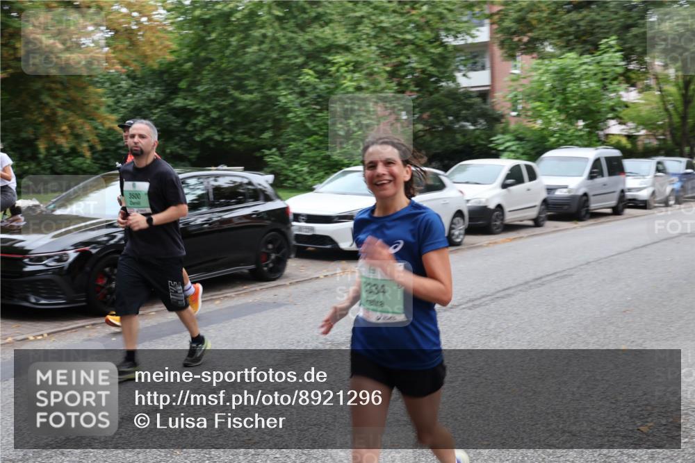 21.09.2025 - PSD Bank Halbmarathon Luisa Fischer http://msf.ph/oto/8921296 21.09.2025 12:03:49 Laufen 8500, 3334 meine-sportfotos.de