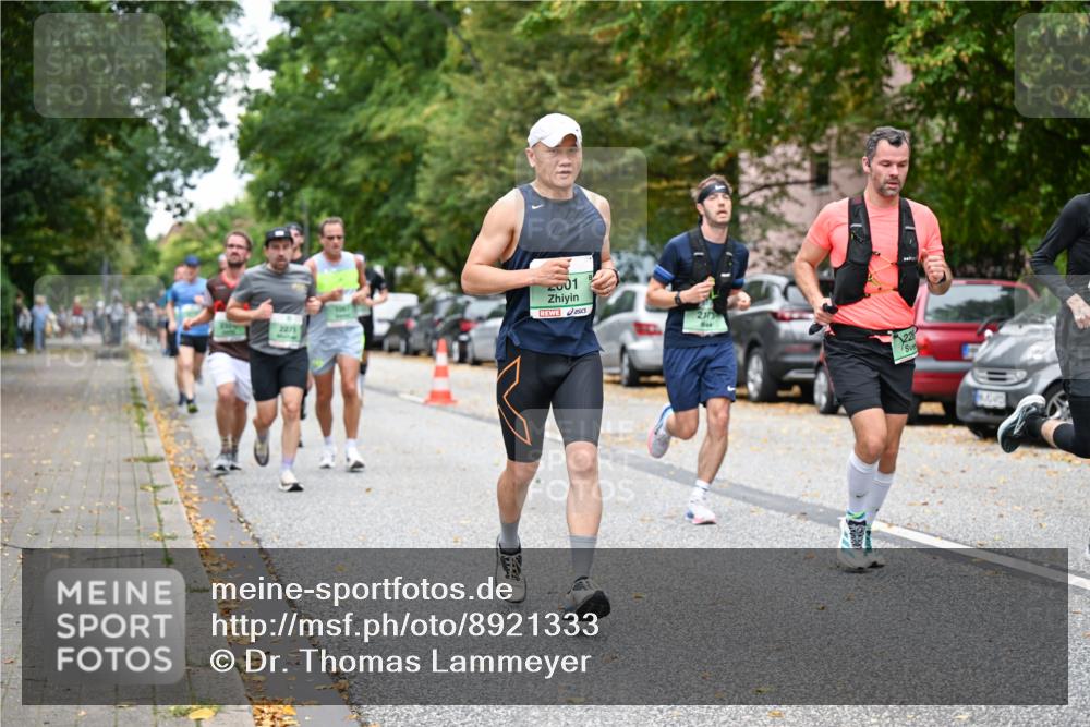 21.09.2025 - PSD Bank Halbmarathon Dr. Thomas Lammeyer http://msf.ph/oto/8921333 21.09.2025 10:40:48 Laufen 2275, 2001, 2113, 22 meine-sportfotos.de