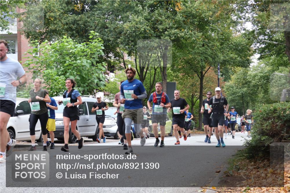 21.09.2025 - PSD Bank Halbmarathon Luisa Fischer http://msf.ph/oto/8921390 21.09.2025 12:04:24 Laufen 4023, 3171, 3415, 418, 3496, 3337, 1207 meine-sportfotos.de