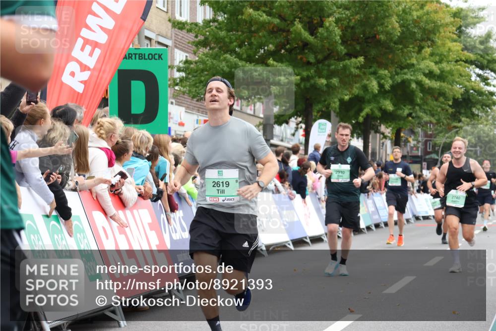 21.09.2025 - PSD Bank Halbmarathon Strokosch-Dieckow http://msf.ph/oto/8921393 21.09.2025 11:58:18 Ziel 1028, 1444, 1696, 2381, 2389, 2491, 2619, 2627, 2740, 2910, 3510, 4041 meine-sportfotos.de