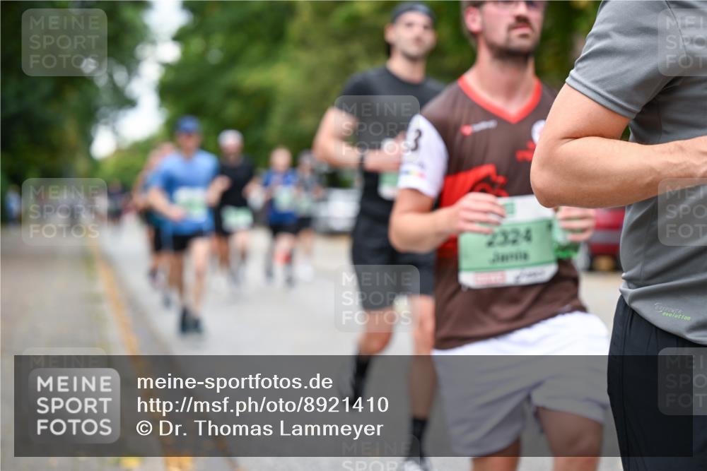 21.09.2025 - PSD Bank Halbmarathon Dr. Thomas Lammeyer http://msf.ph/oto/8921410 21.09.2025 10:40:52 Laufen 2324 meine-sportfotos.de