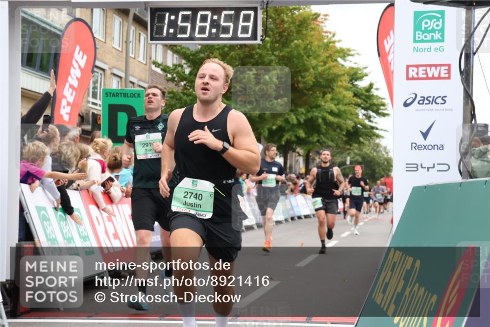 21.09.2025 - PSD Bank Halbmarathon Strokosch-Dieckow http://msf.ph/oto/8921416 21.09.2025 11:58:21 Ziel 1028, 1348, 1696, 2389, 2619, 2627, 2740, 2910, 3080, 4041 meine-sportfotos.de