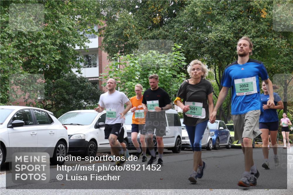 21.09.2025 - PSD Bank Halbmarathon Luisa Fischer http://msf.ph/oto/8921452 21.09.2025 12:04:35 Laufen 3781, 3808, 3253, 3418, 3051, 3052 meine-sportfotos.de