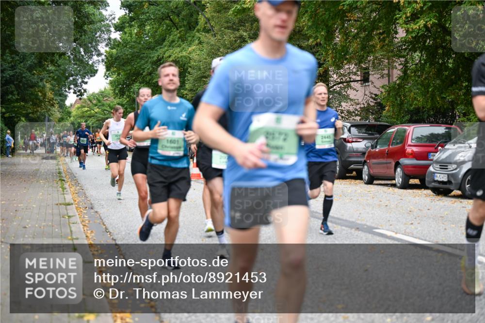 21.09.2025 - PSD Bank Halbmarathon Dr. Thomas Lammeyer http://msf.ph/oto/8921453 21.09.2025 10:40:54 Laufen 1601, 2572, 2445, 4915 meine-sportfotos.de