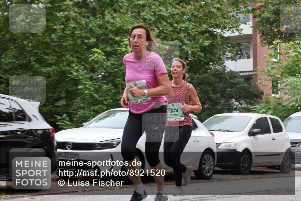 21.09.2025 - PSD Bank Halbmarathon Luisa Fischer http://msf.ph/oto/8921520 21.09.2025 12:05:02 Laufen 3874 meine-sportfotos.de