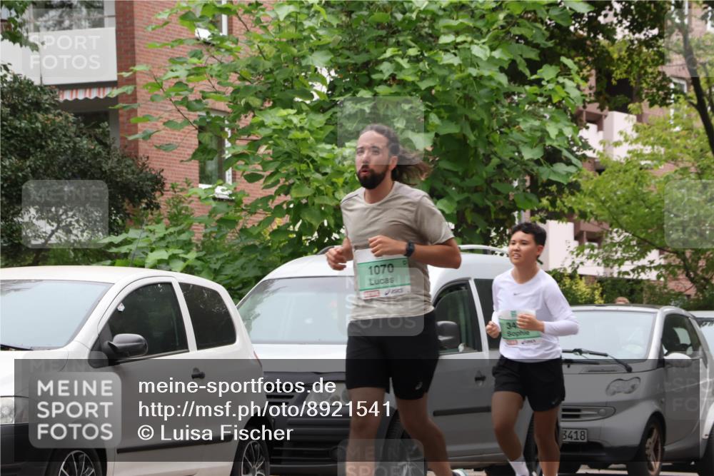 21.09.2025 - PSD Bank Halbmarathon Luisa Fischer http://msf.ph/oto/8921541 21.09.2025 12:05:07 Laufen 1070, 34, 3418 meine-sportfotos.de