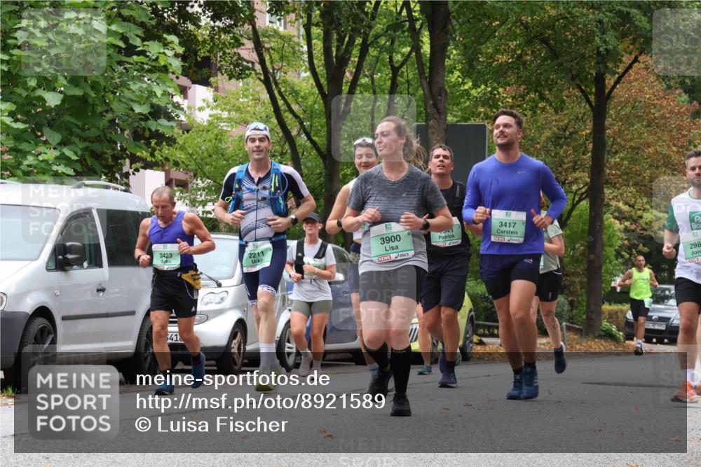 21.09.2025 - PSD Bank Halbmarathon Luisa Fischer http://msf.ph/oto/8921589 21.09.2025 12:05:31 Laufen 3423, 418, 2211, 3900, 7547, 3417, 298 meine-sportfotos.de