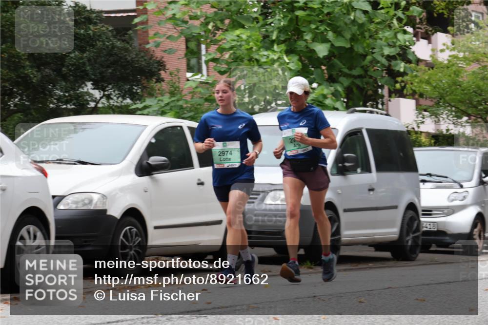 21.09.2025 - PSD Bank Halbmarathon Luisa Fischer http://msf.ph/oto/8921662 21.09.2025 12:06:04 Laufen 2974, 6418 meine-sportfotos.de
