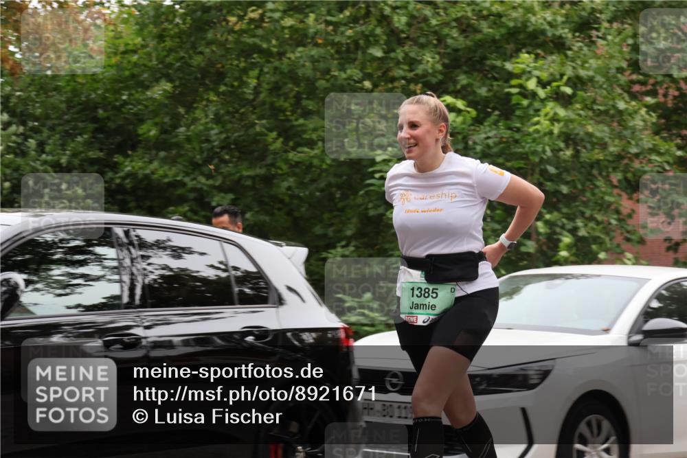 21.09.2025 - PSD Bank Halbmarathon Luisa Fischer http://msf.ph/oto/8921671 21.09.2025 12:06:22 Laufen 1385, 80, 119 meine-sportfotos.de