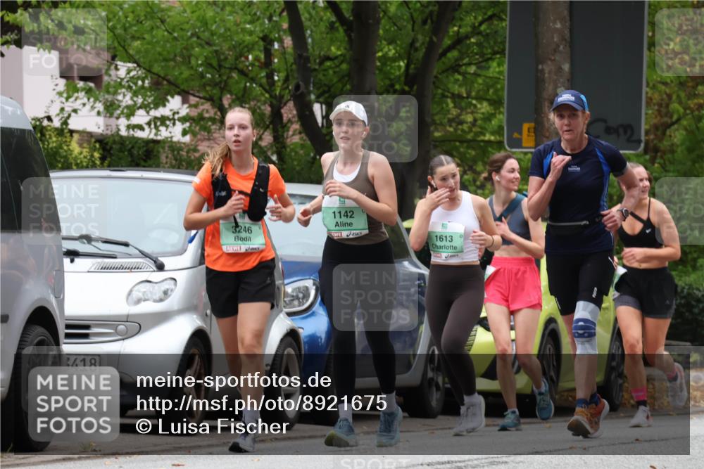 21.09.2025 - PSD Bank Halbmarathon Luisa Fischer http://msf.ph/oto/8921675 21.09.2025 12:06:24 Laufen 418, 1142, 3246, 1613 meine-sportfotos.de