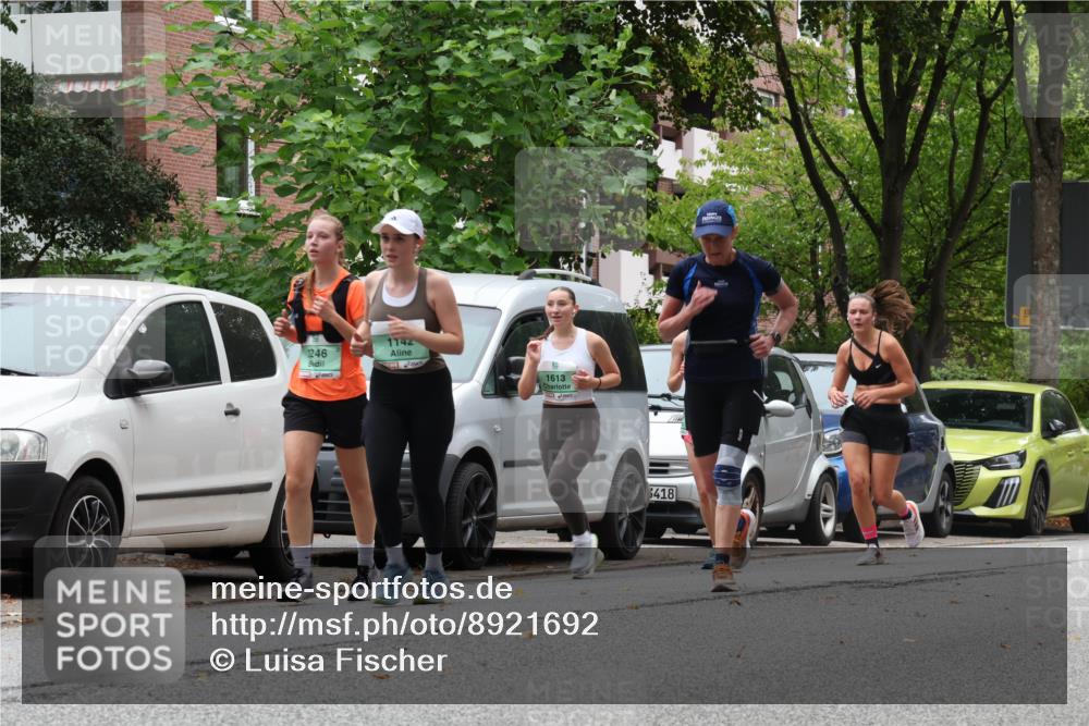 21.09.2025 - PSD Bank Halbmarathon Luisa Fischer http://msf.ph/oto/8921692 21.09.2025 12:06:27 Laufen 1142, 246, 1613, 6418 meine-sportfotos.de
