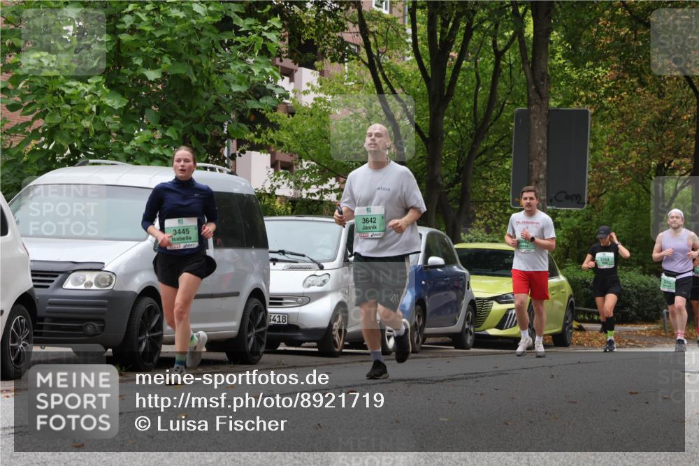 21.09.2025 - PSD Bank Halbmarathon Luisa Fischer http://msf.ph/oto/8921719 21.09.2025 12:06:33 Laufen 3445, 6418, 3642, 2840, 3264, 1265 meine-sportfotos.de
