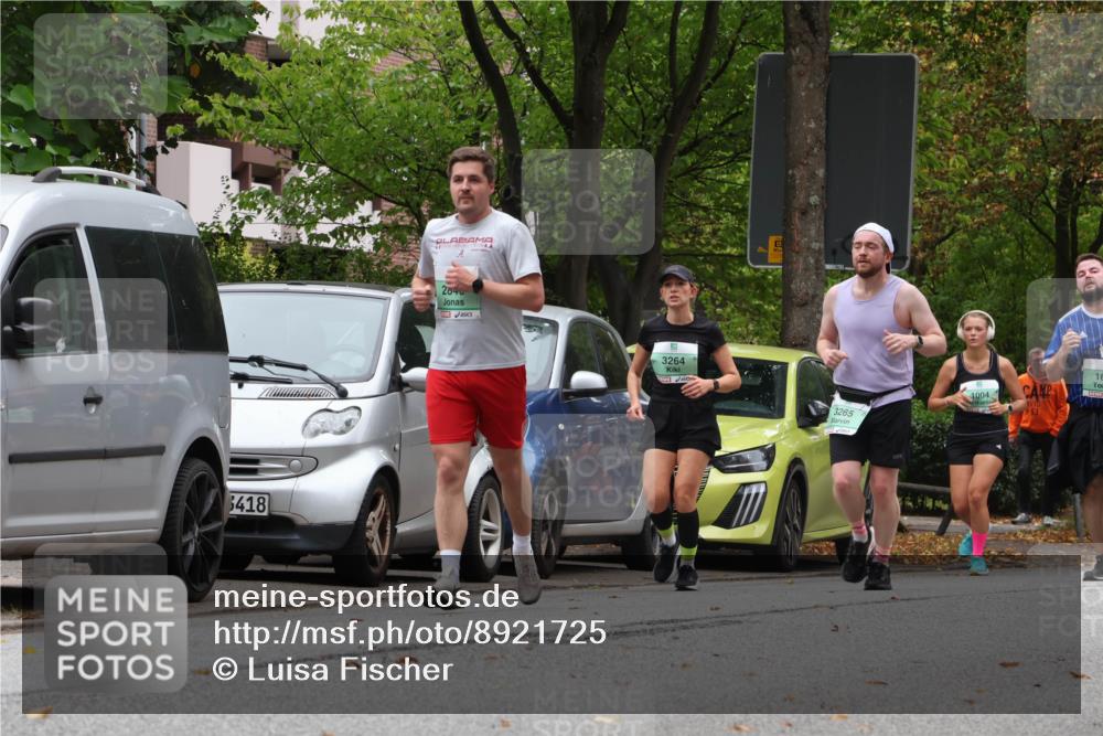 21.09.2025 - PSD Bank Halbmarathon Luisa Fischer http://msf.ph/oto/8921725 21.09.2025 12:06:36 Laufen 3418, 2040, 3264, 3265, 1004, 16 meine-sportfotos.de