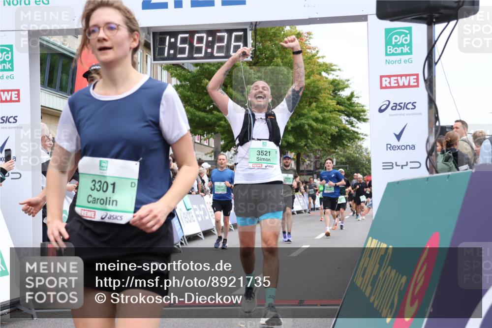 21.09.2025 - PSD Bank Halbmarathon Strokosch-Dieckow http://msf.ph/oto/8921735 21.09.2025 11:58:49 Ziel 1107, 1521, 2324, 2482, 2622, 2826, 2928, 2961, 3198, 3301, 3521 meine-sportfotos.de