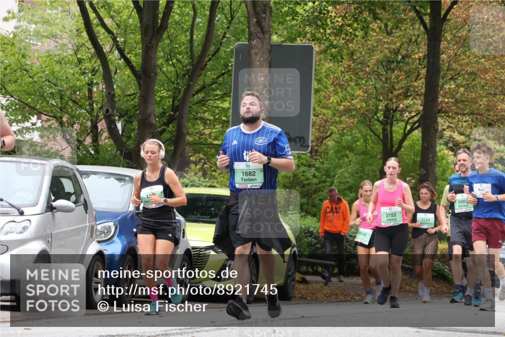 21.09.2025 - PSD Bank Halbmarathon Luisa Fischer http://msf.ph/oto/8921745 21.09.2025 12:06:39 Laufen 10, 1682, 63, 4030, 2752, 3124, 350 meine-sportfotos.de