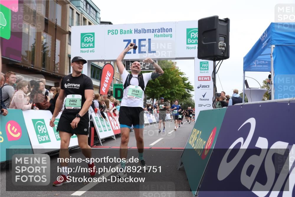 21.09.2025 - PSD Bank Halbmarathon Strokosch-Dieckow http://msf.ph/oto/8921751 21.09.2025 11:58:50 Ziel 1107, 1521, 2482, 2622, 2660, 2928, 3198, 3301, 3521 meine-sportfotos.de