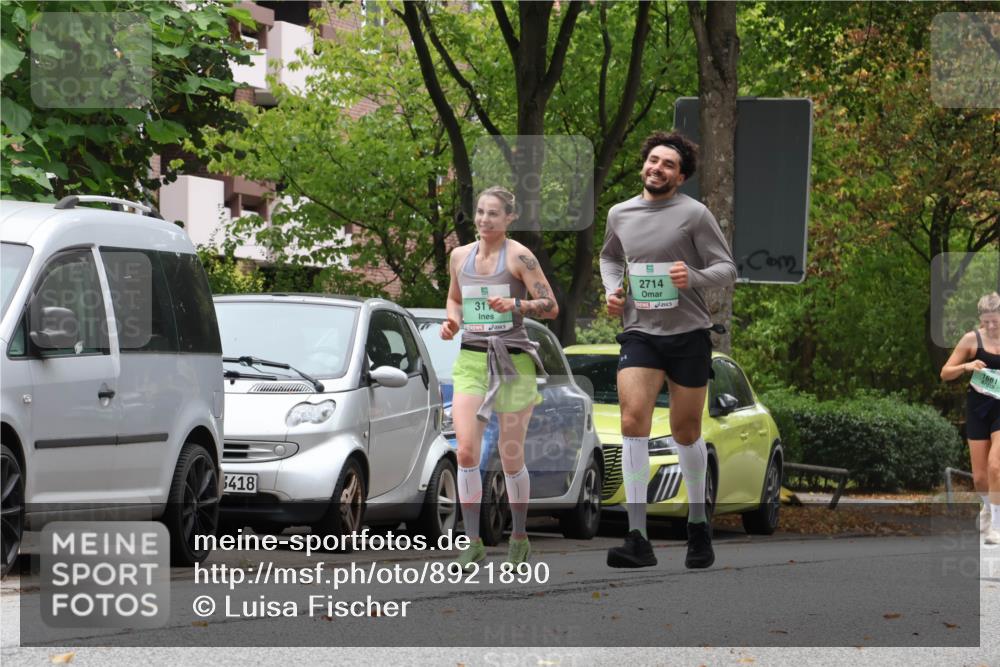 21.09.2025 - PSD Bank Halbmarathon Luisa Fischer http://msf.ph/oto/8921890 21.09.2025 12:07:01 Laufen 6418, 31, 2714 meine-sportfotos.de