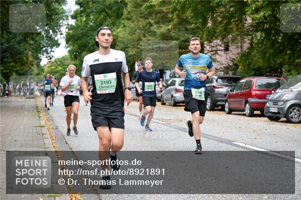 21.09.2025 - PSD Bank Halbmarathon Dr. Thomas Lammeyer http://msf.ph/oto/8921891 21.09.2025 10:41:22 Laufen 2257, 2193, 2522, 2462 meine-sportfotos.de