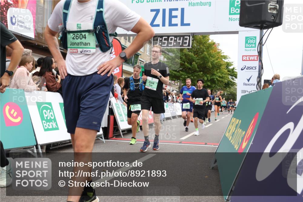 21.09.2025 - PSD Bank Halbmarathon Strokosch-Dieckow http://msf.ph/oto/8921893 21.09.2025 11:59:06 Ziel 1064, 1092, 1093, 1122, 1338, 1531, 2306, 2344, 2371, 2436, 2441, 2590, 2594, 2604, 2664, 2870, 3542, 3771 meine-sportfotos.de