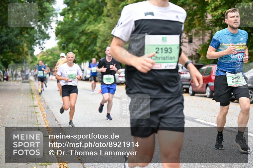 21.09.2025 - PSD Bank Halbmarathon Dr. Thomas Lammeyer http://msf.ph/oto/8921914 21.09.2025 10:41:23 Laufen 2257, 2193, 2462 meine-sportfotos.de