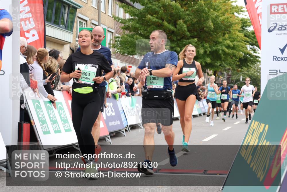 21.09.2025 - PSD Bank Halbmarathon Strokosch-Dieckow http://msf.ph/oto/8921930 21.09.2025 11:59:10 Ziel 1064, 1092, 1093, 1258, 2344, 2436, 2441, 2540, 2582, 2594, 2604, 2641, 2664, 3771 meine-sportfotos.de