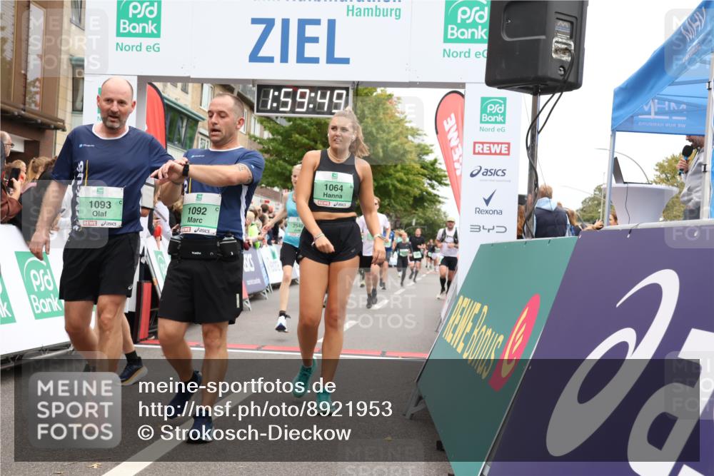21.09.2025 - PSD Bank Halbmarathon Strokosch-Dieckow http://msf.ph/oto/8921953 21.09.2025 11:59:12 Ziel 1064, 1092, 1093, 1258, 2332, 2344, 2436, 2441, 2540, 2582, 2641, 2664, 2758, 3054, 3771 meine-sportfotos.de