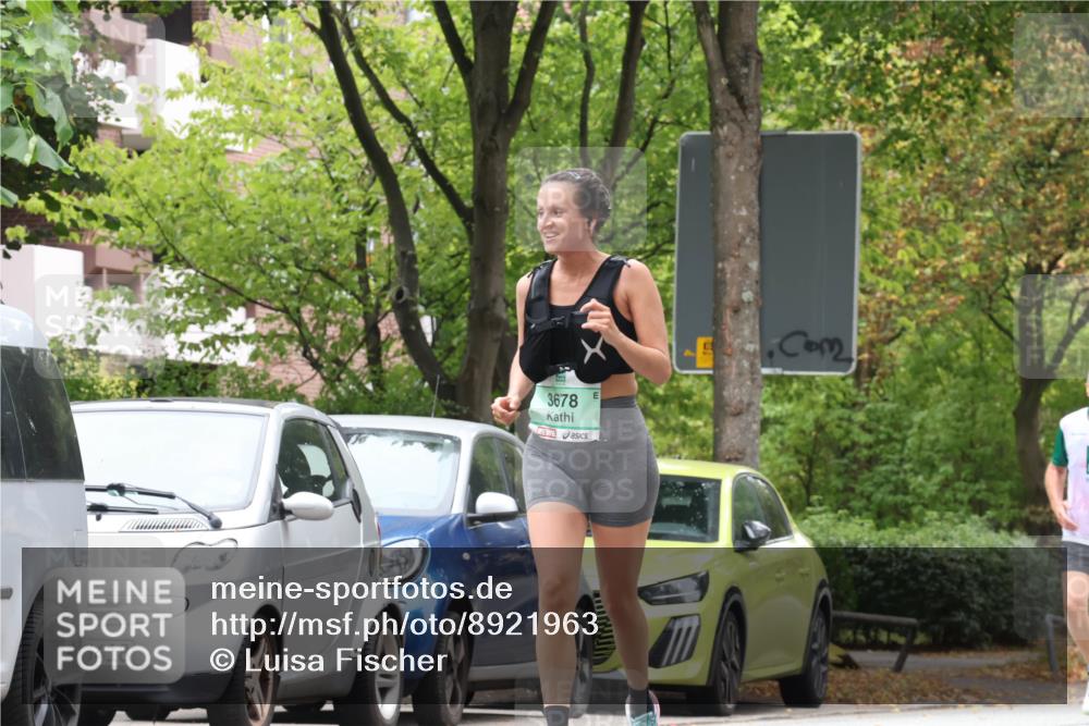 21.09.2025 - PSD Bank Halbmarathon Luisa Fischer http://msf.ph/oto/8921963 21.09.2025 12:07:14 Laufen 6418, 3678 meine-sportfotos.de