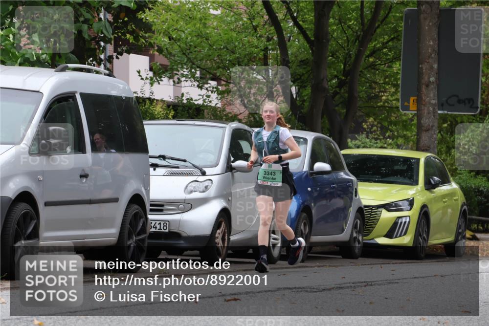 21.09.2025 - PSD Bank Halbmarathon Luisa Fischer http://msf.ph/oto/8922001 21.09.2025 12:07:27 Laufen 3418, 3343 meine-sportfotos.de