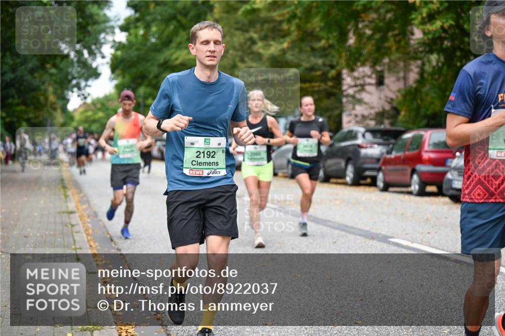 21.09.2025 - PSD Bank Halbmarathon Dr. Thomas Lammeyer http://msf.ph/oto/8922037 21.09.2025 10:41:29 Laufen 2192, 2960 meine-sportfotos.de