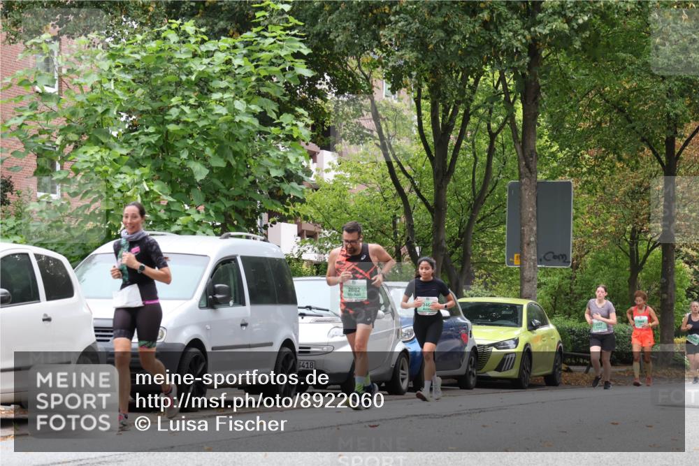 21.09.2025 - PSD Bank Halbmarathon Luisa Fischer http://msf.ph/oto/8922060 21.09.2025 12:07:42 Laufen 418, 2882, 346, 3327 meine-sportfotos.de