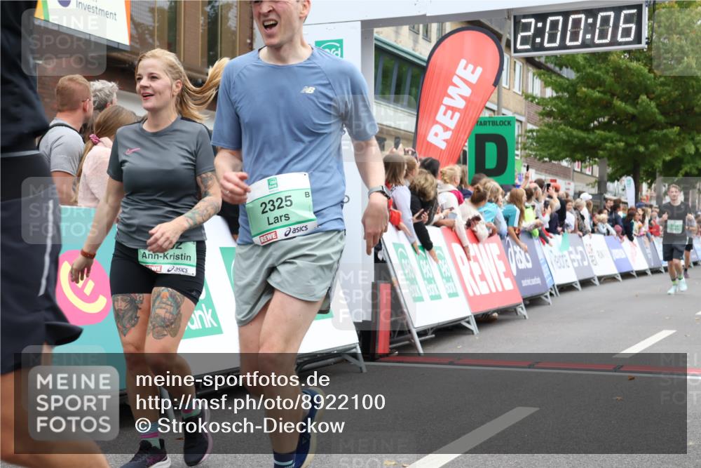 21.09.2025 - PSD Bank Halbmarathon Strokosch-Dieckow http://msf.ph/oto/8922100 21.09.2025 11:59:29 Ziel 1648, 2186, 2325, 2328, 2484, 2533, 2602, 2718, 2785, 2794, 3962 meine-sportfotos.de