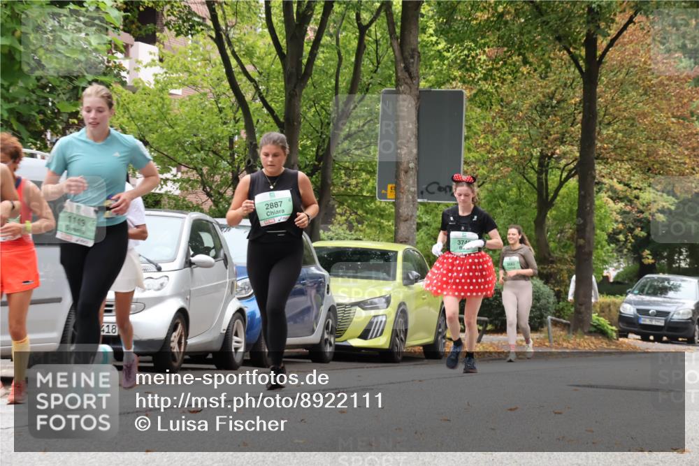 21.09.2025 - PSD Bank Halbmarathon Luisa Fischer http://msf.ph/oto/8922111 21.09.2025 12:07:53 Laufen 1149, 2887, 418, 374, 3683 meine-sportfotos.de