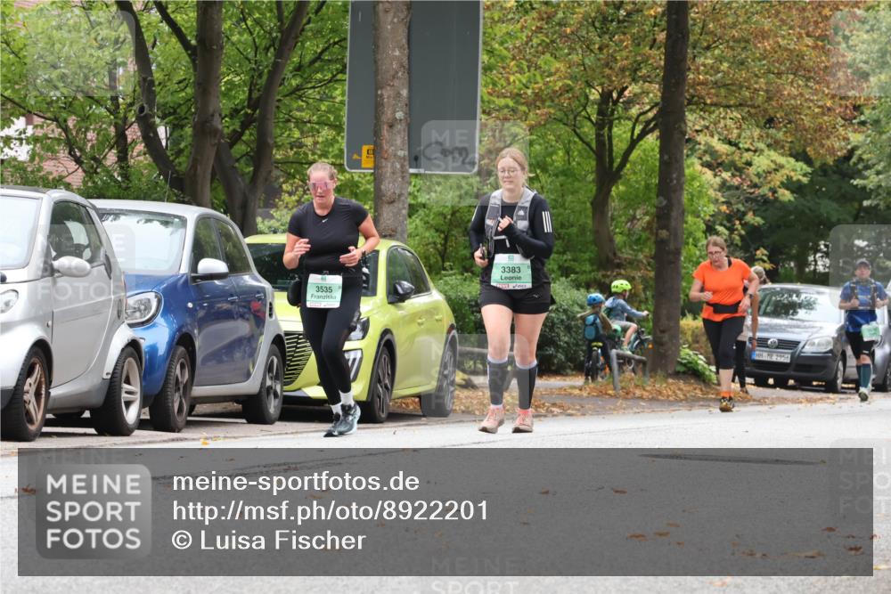 21.09.2025 - PSD Bank Halbmarathon Luisa Fischer http://msf.ph/oto/8922201 21.09.2025 12:08:17 Laufen 3535, 3383, 2956 meine-sportfotos.de