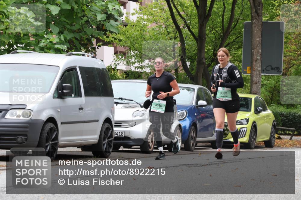 21.09.2025 - PSD Bank Halbmarathon Luisa Fischer http://msf.ph/oto/8922215 21.09.2025 12:08:19 Laufen 3418, 3535, 3383 meine-sportfotos.de