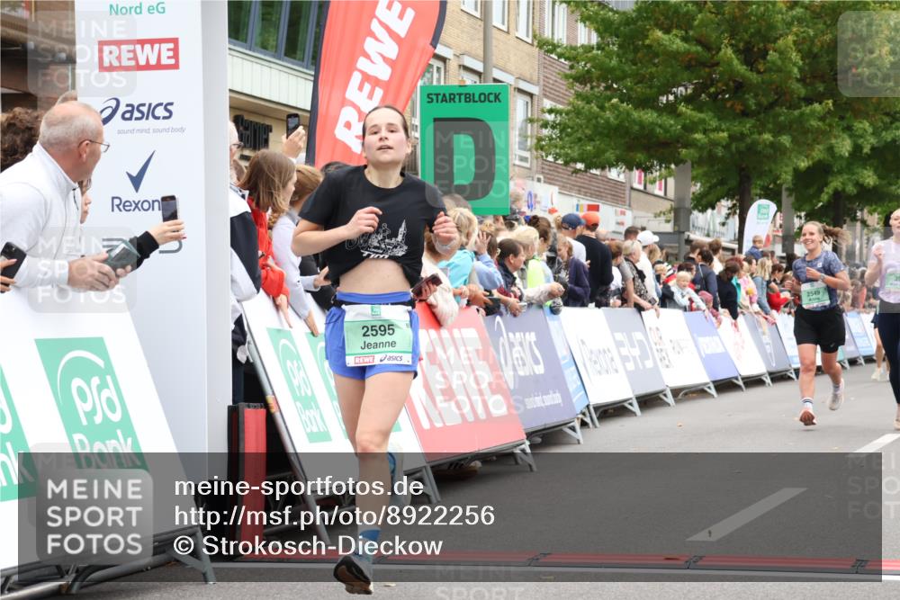 21.09.2025 - PSD Bank Halbmarathon Strokosch-Dieckow http://msf.ph/oto/8922256 21.09.2025 11:59:47 Ziel 1042, 1367, 1700, 2549, 2558, 2581, 2595, 2645, 3217, 3990 meine-sportfotos.de