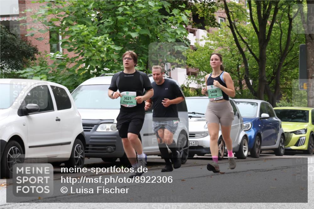 21.09.2025 - PSD Bank Halbmarathon Luisa Fischer http://msf.ph/oto/8922306 21.09.2025 12:08:44 Laufen 3621, 3409, 418 meine-sportfotos.de