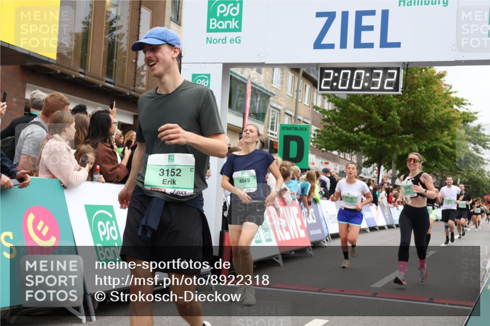 21.09.2025 - PSD Bank Halbmarathon Strokosch-Dieckow http://msf.ph/oto/8922318 21.09.2025 11:59:55 Ziel 1075, 2530, 2549, 2595, 2918, 2929, 3152, 3990, 4049 meine-sportfotos.de